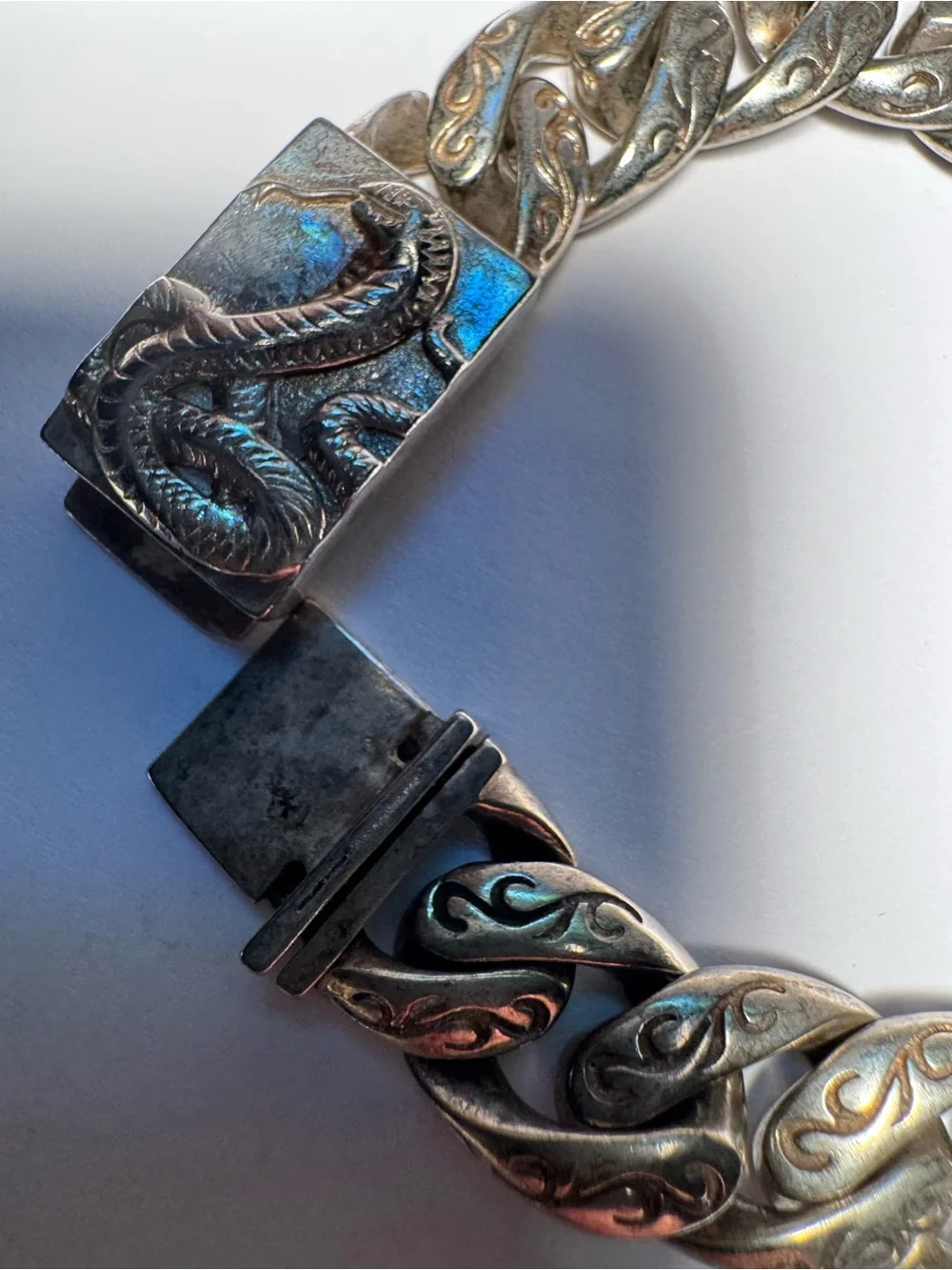 Men's Silver-Tone Serpent Link Bracelet - Sculpted Chain Design